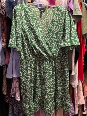 Green Floral Wrap-Style Mini Dress